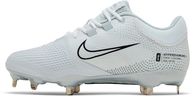 (W) Nike Hyperdiamond 4 Pro 'Putih Platinum Murni' CZ5920-102 Lookbook (W) Nike Hyperdiamond 4 Pro 'Putih Platinum Murni' CZ5920-102