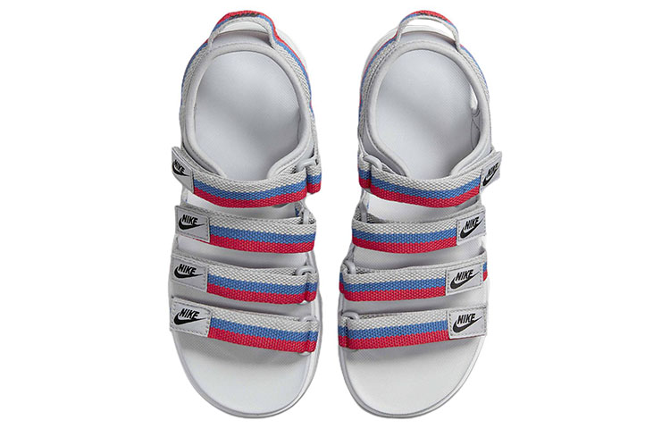 Lookbook (W) 耐克经典凉鞋'金属银/皇家蓝' DH0224-003