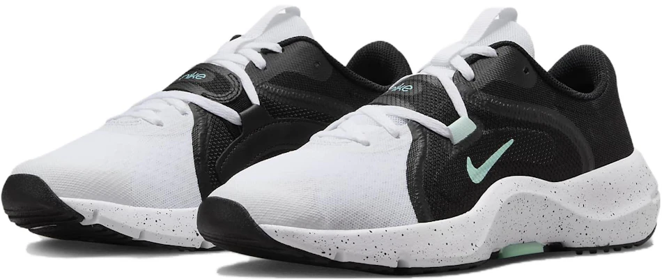 (W) Nike In-Season TR 13 'Putih Hitam Hijau Giok' DV3975-102 Lookbook (W) Nike In-Season TR 13 'Putih Hitam Hijau Giok' DV3975-102