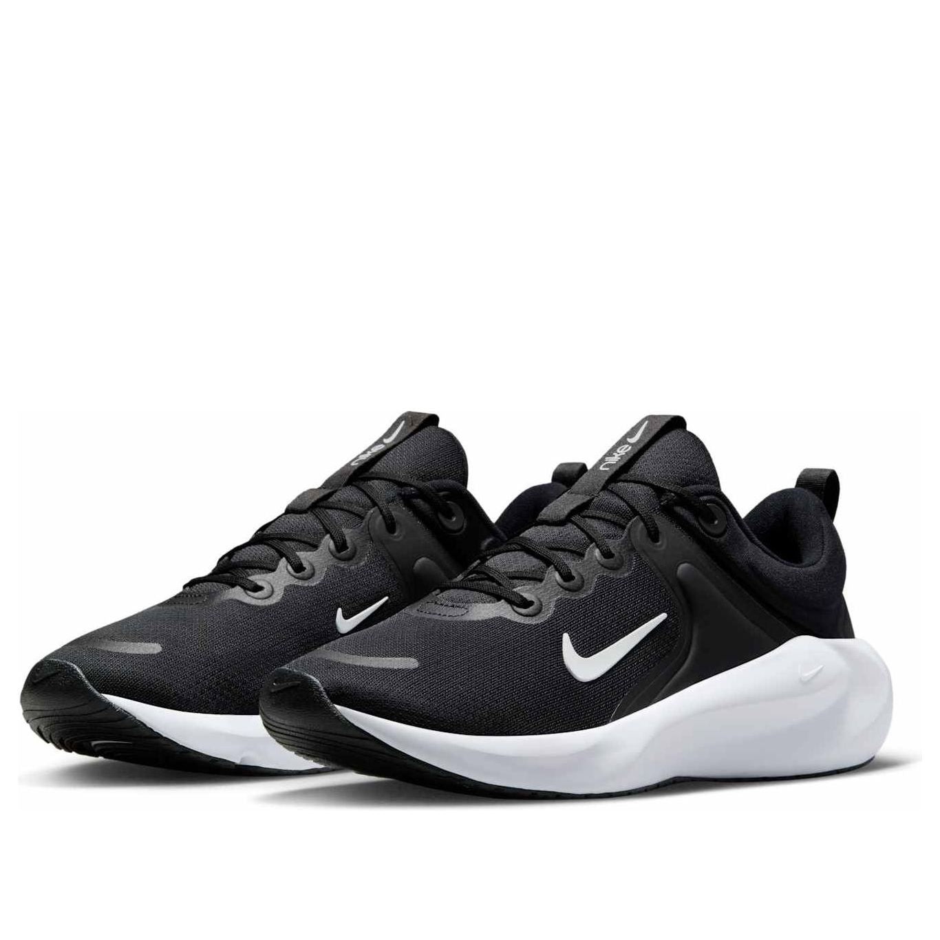 Lookbook (W) Nike In-Season TR 14 黑白配色 HF1103-002