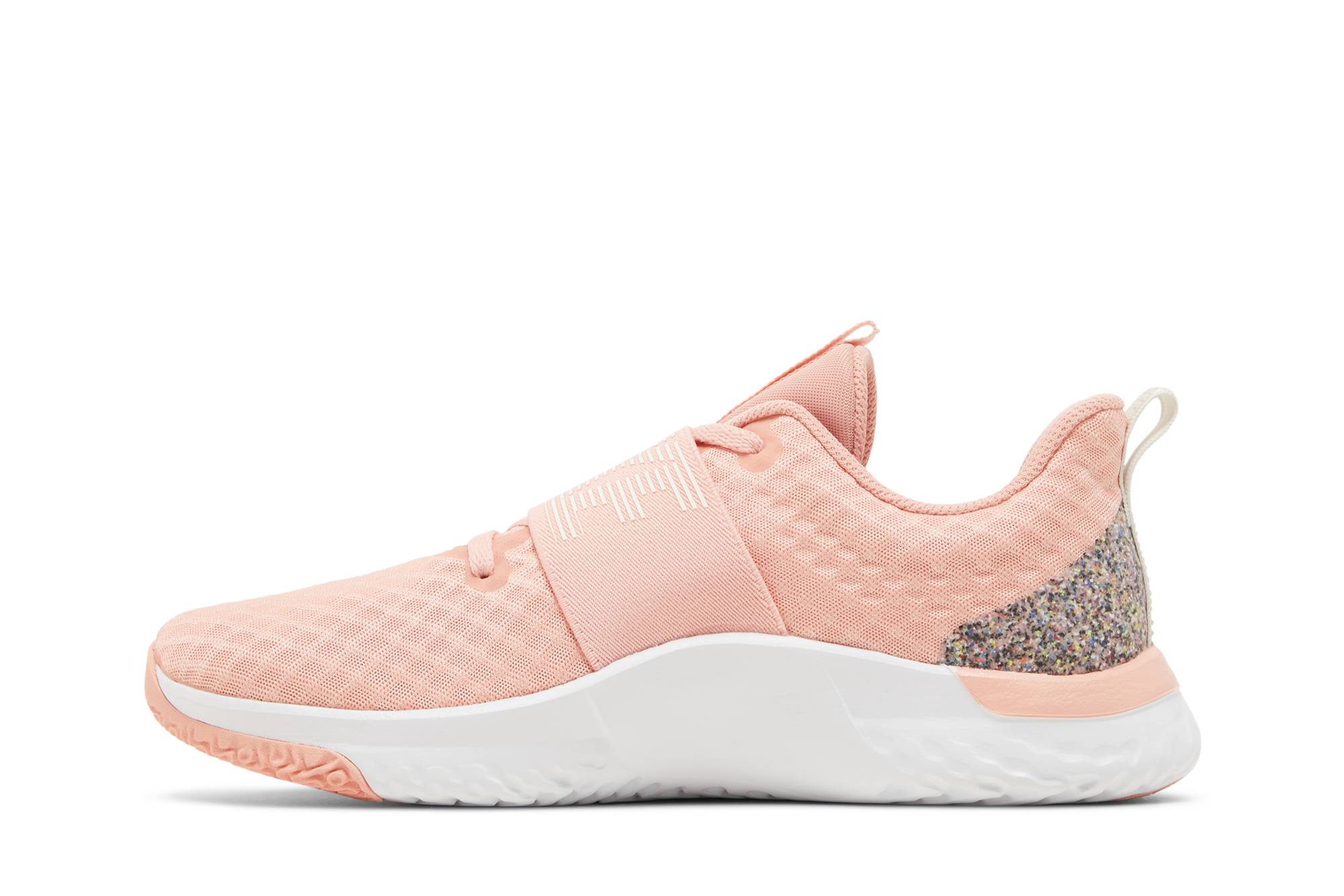 Lookbook Nike In-Season TR 9 女款 粉黑