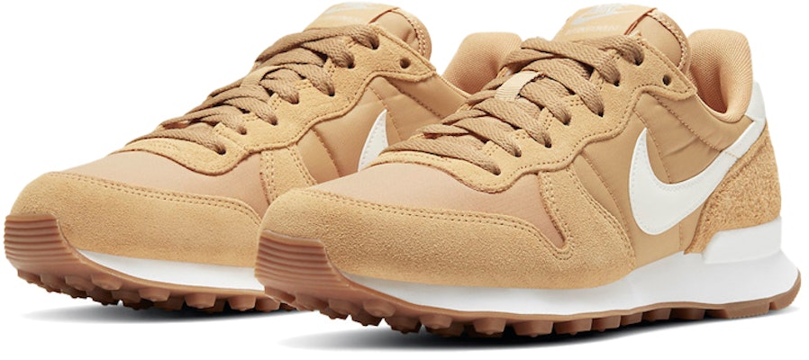 (W) Nike Internationalist Buff/Brown 'Beige' Sepatu Pria/Wanita 828407-704 Lookbook (W) Nike Internationalist Buff/Brown 'Beige' Sepatu Pria/Wanita 828407-704