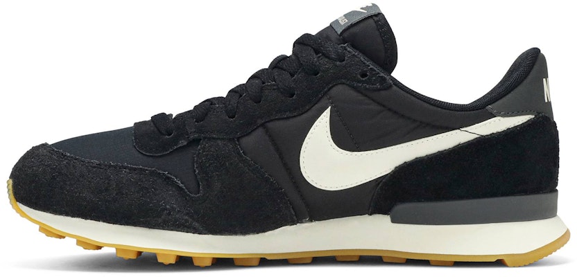 (W) 나이키 인터내셔널리스트 '블랙 검' (Nike Internationalist 'Black Gum') 828407-021 Lookbook (W) 나이키 인터내셔널리스트 '블랙 검' (Nike Internationalist 'Black Gum') 828407-021