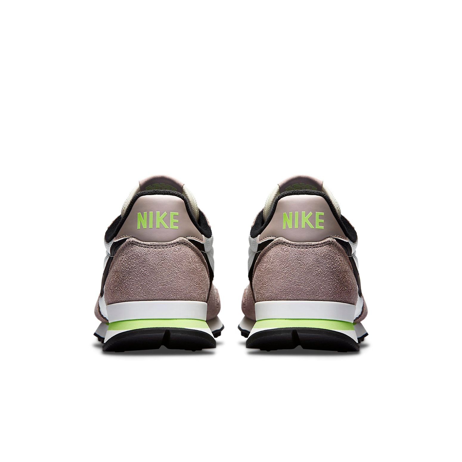 Lookbook (W) Nike Internationalist ''Gris Orewood'' 629684-007