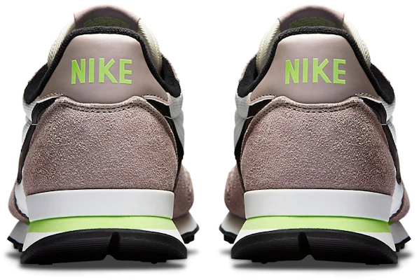 (W) Nike Internationalist ''Gris Orewood'' 629684-007 Lookbook (W) Nike Internationalist ''Gris Orewood'' 629684-007