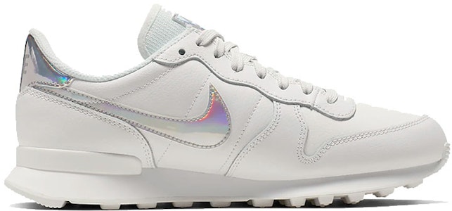 (W) Nike Internationalist 'Putih Berkilau Iridescent' CQ5427-100 Order (W) Nike Internationalist 'Putih Berkilau Iridescent' CQ5427-100