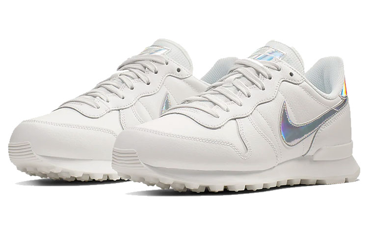 Lookbook (W) ナイキ インターナショナリスト "ホワイト イリデセント" (Nikeインタナショナリスト"白虹色") CQ5427-100