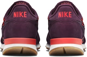 (W) 나이키 인터내셔널리스트 LIB QS '딥 버건디' 654938-600 Lookbook (W) 나이키 인터내셔널리스트 LIB QS '딥 버건디' 654938-600