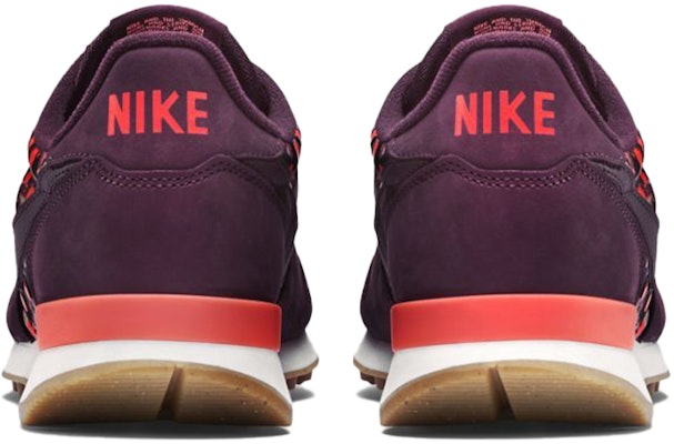 (W) Nike Internationalist LIB QS 'Burgundy Mendalam' 654938-600 Lookbook (W) Nike Internationalist LIB QS 'Burgundy Mendalam' 654938-600
