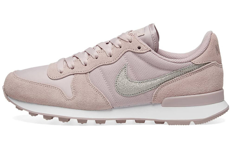 Buy Nike Internationalist “Particle Rose” 女款低幫復古運動休閒鞋 粉白