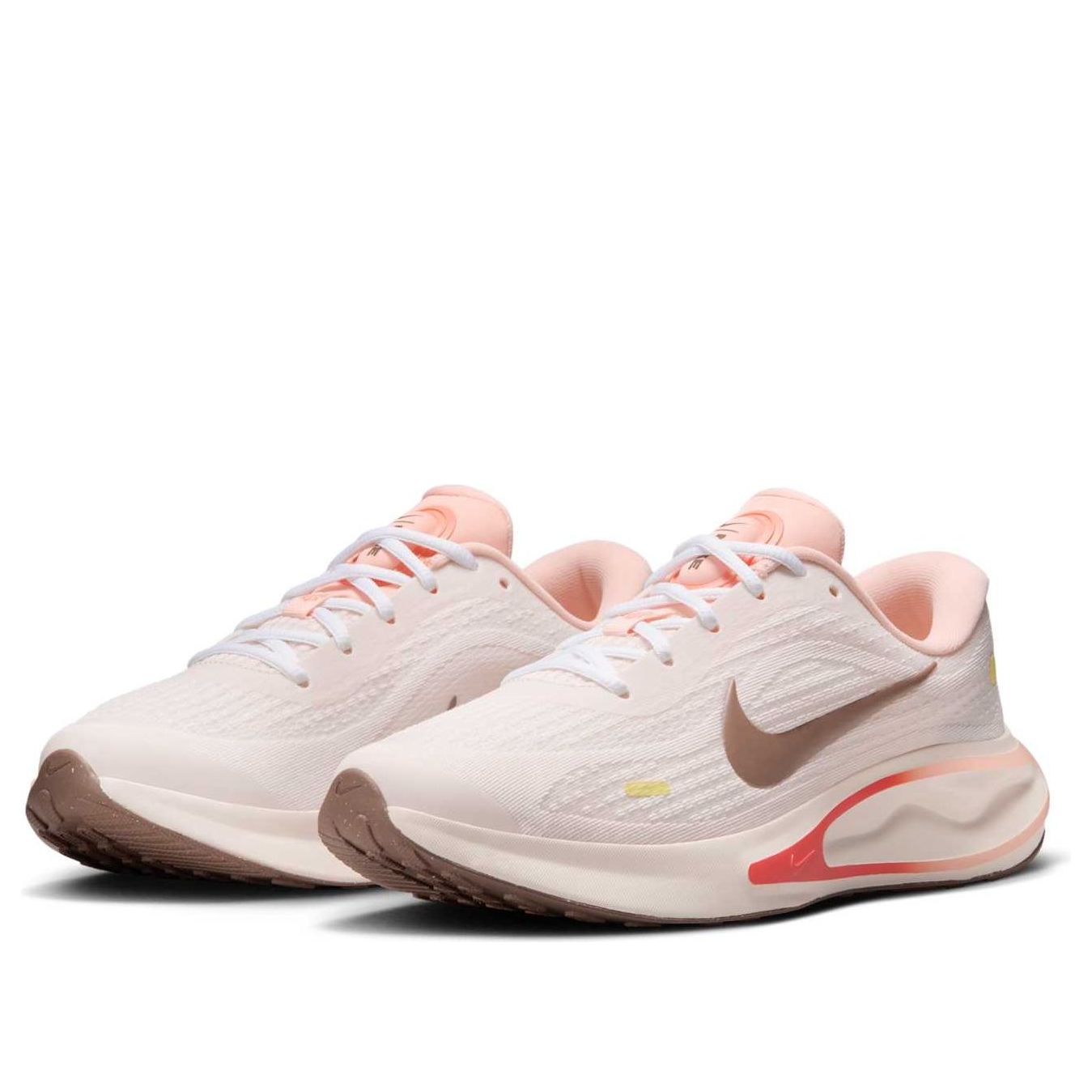 Lookbook (Women) Nike Journey Run 'Sail Pink Brown' IB4663-121