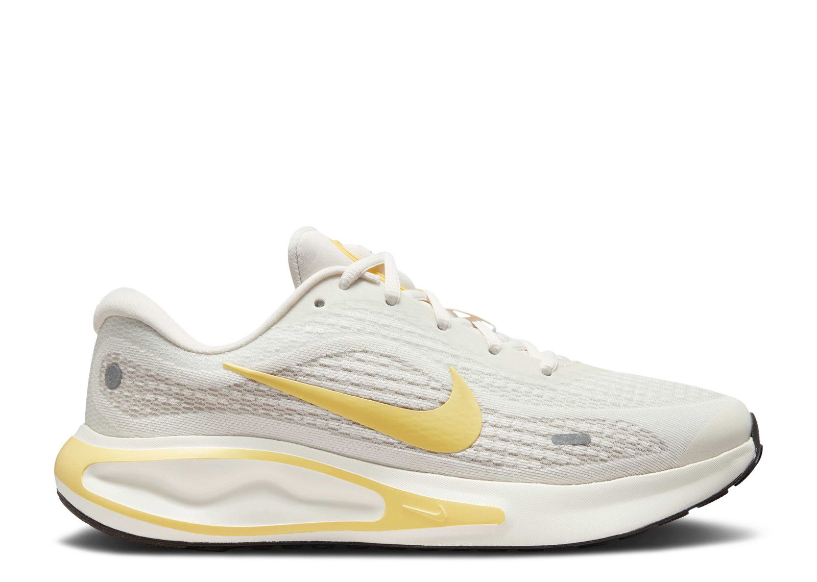Buy (W) Nike Journey Run ''Sail Giallo Chiaro'' FJ7765-112