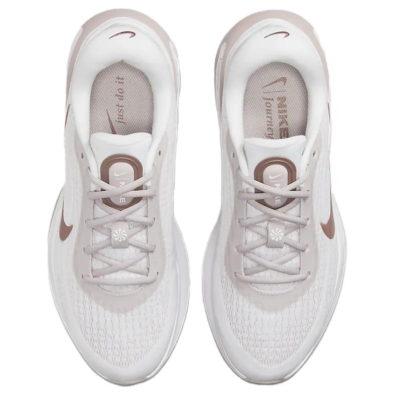 Lookbook (W) 耐克Journey Run 白色/铂金紫/烟熏紫色 FJ7765-103