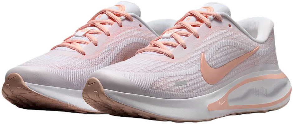 (W) Nike Journey Run ''Blanc Corail Lavé'' FJ7765-114 Lookbook (W) Nike Journey Run ''Blanc Corail Lavé'' FJ7765-114