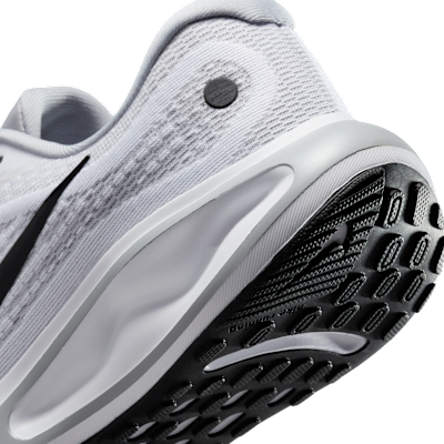 Cheap (W) Nike Journey Run Putih/Abu-abu/Wolf/Hitam FJ7765-117