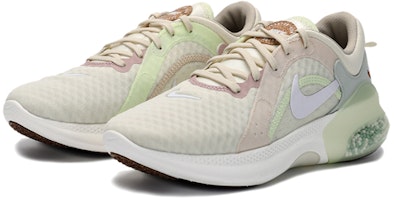 (W) ナイキ ジョイライド デュアル ラン 2 "ビー" DM7200-711 Lookbook (W) ナイキ ジョイライド デュアル ラン 2 "ビー" DM7200-711