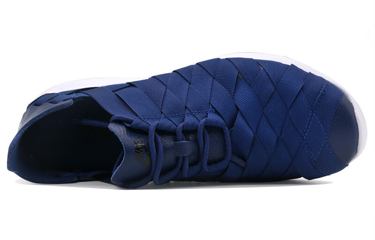 Lookbook (W) Sepatu Lari Nike Juvenate Woven Low-Top Biru Wanita 833824-401