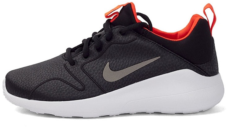 women-nike-kaishi-2-0-se-black-white-orange-844898-004