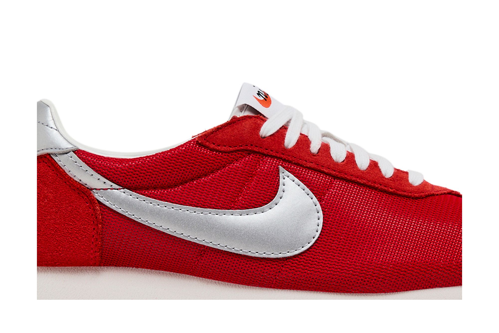 Lookbook (W) Nike LD 1000「大學紅金屬銀」 HF3227-600