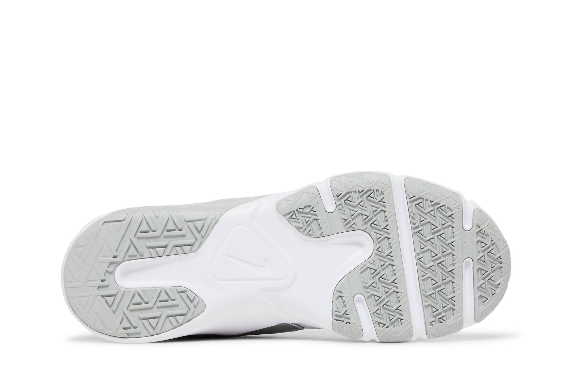 Shop (W) Nike Legend Essential 2 'Photon Dust Plateado Metálico' CQ9545-012