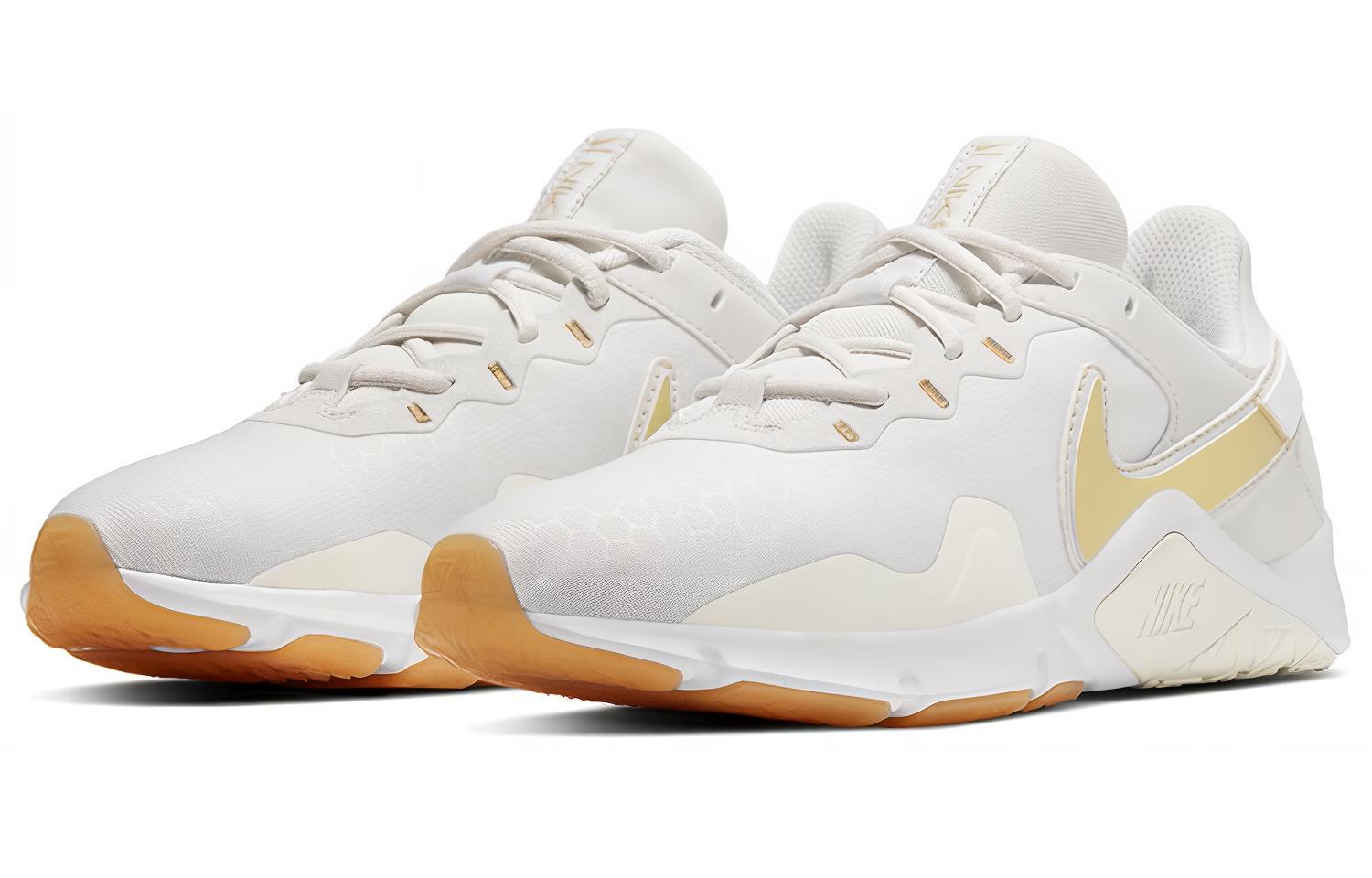 Lookbook (W) Nike Legend Essential 2 'Platinum Tint Oro Metálico Estrella' CQ9545-010