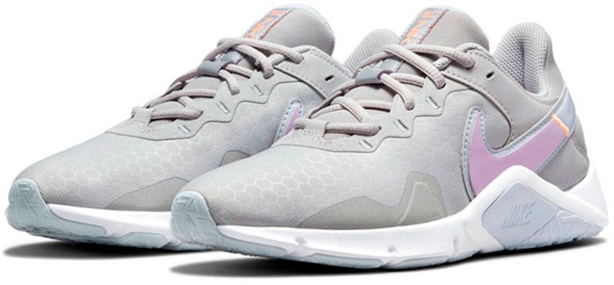 (W) 나이키 레전드 에센셜 2 '울프 그레이 라일락' CQ9545-006 Lookbook (W) 나이키 레전드 에센셜 2 '울프 그레이 라일락' CQ9545-006