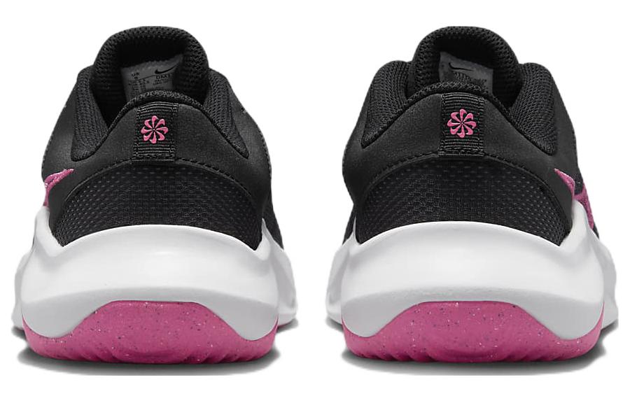 Shop Nike Legend Essential Next Nature 時尚舒適 耐磨 低筒 訓練鞋 女款 黑粉色