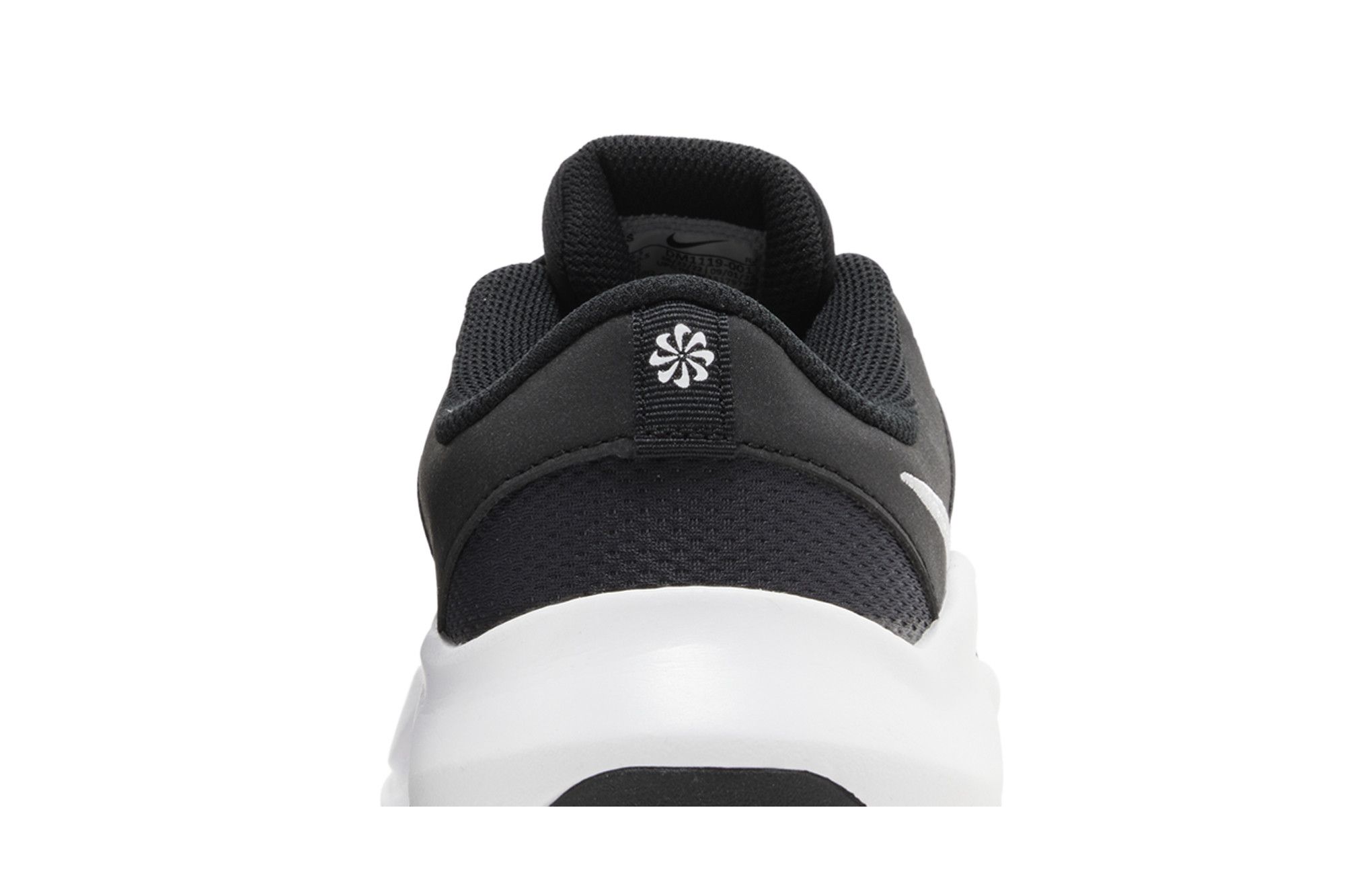 Sizing （女）Nike Legend Essential 3 Next Nature '黑白' DM1119-001