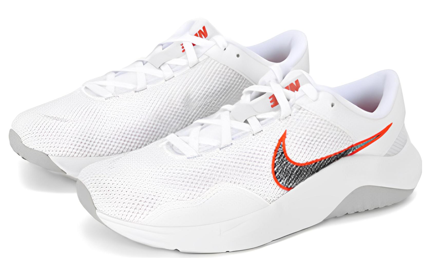 Lookbook (W) Nike Legend Essential 3 Next Nature 'Blanco' DM1119-100