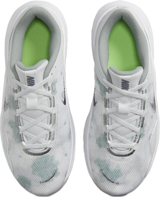 (W) Nike Legend Essential 3 Next Nature Premium 'Putih' DV9008-001 Shop (W) Nike Legend Essential 3 Next Nature Premium 'Putih' DV9008-001