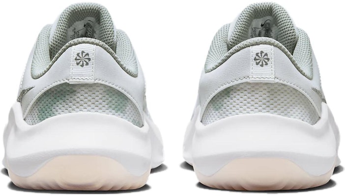 (W) Nike Legend Essential 3 Next Nature Premium 'Putih' DV9008-001 Purchase (W) Nike Legend Essential 3 Next Nature Premium 'Putih' DV9008-001