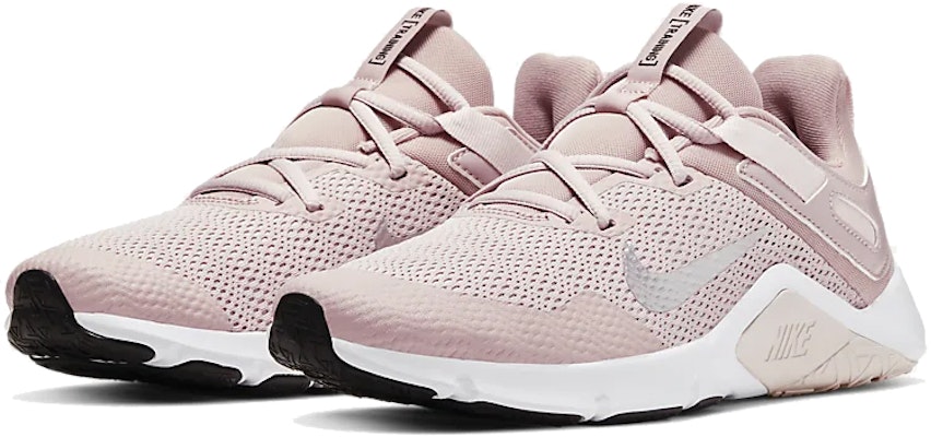 (W) Nike Legend Essential 'Stone Mauve' - Nike Legend Essential 'Stone Mauve' Wanita CD0212-200 Lookbook (W) Nike Legend Essential 'Stone Mauve' - Nike Legend Essential 'Stone Mauve' Wanita CD0212-200