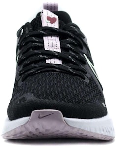 (W) 나이키 레전드 리액트 2 "블랙 아이스드 라일락" AT1369-009 Lookbook (W) 나이키 레전드 리액트 2 "블랙 아이스드 라일락" AT1369-009