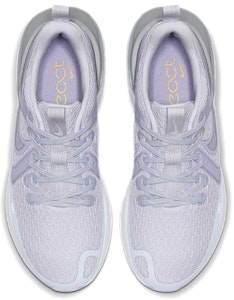 Nike Legend React 2 低筒跑步鞋 女款 紫灰白 Shop Nike Legend React 2 低筒跑步鞋 女款 紫灰白