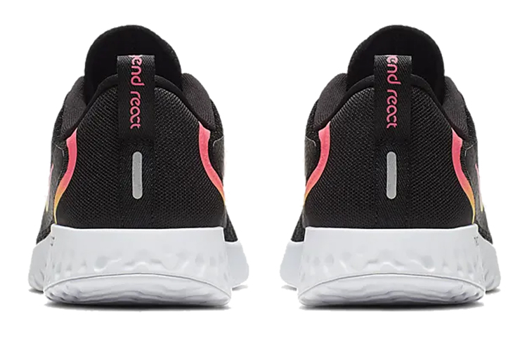 Shop (W) 耐克传奇 React 黑色 CI7697-001