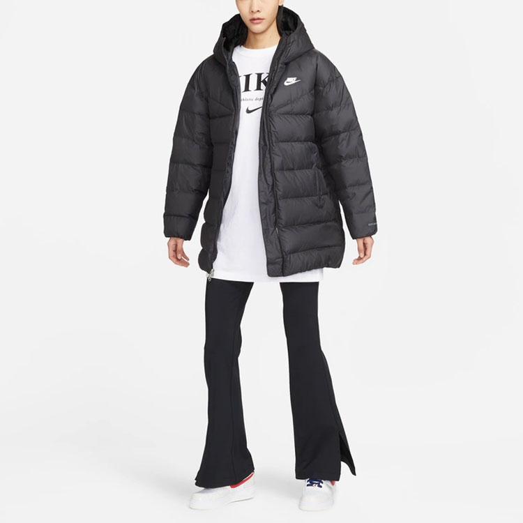 Shop (W) Nike 標誌印花連帽羽絨外套 黑色 DQ6874-010