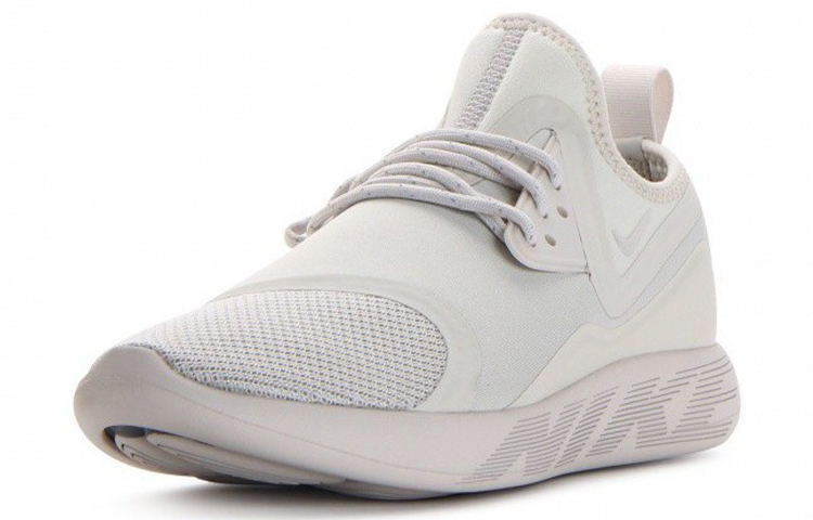Order (W) Nike LunarCharge Essential ''Light Bone'' Schuhe 923620-003