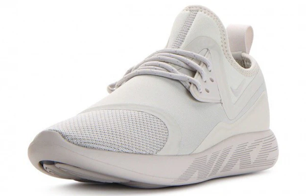 (W) Nike LunarCharge Essential ''Light Bone'' Schuhe 923620-003 Order (W) Nike LunarCharge Essential ''Light Bone'' Schuhe 923620-003