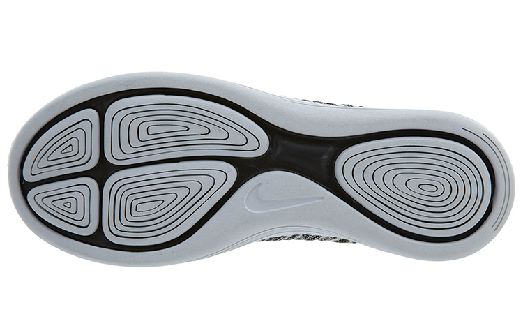 Shop (W) ナイキ ルナエピック フライニット 白黒 (Nike Lunaepic FK 白黒) 818677-101