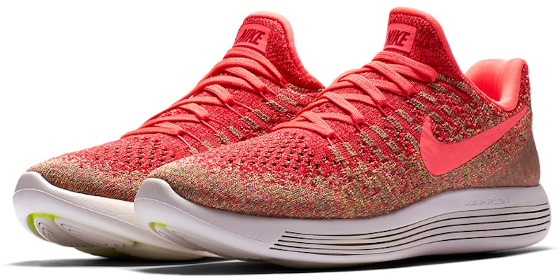 (W) Nike LunarEpic Low Flyknit 2 'Hyper Punch' Sepatu Lari 863780-601 Lookbook (W) Nike LunarEpic Low Flyknit 2 'Hyper Punch' Sepatu Lari 863780-601