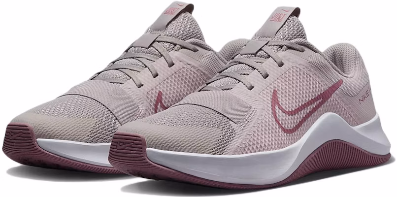 (W) ナイキ MC トレーナー 2 グレーピンク DM0824-004 Lookbook (W) ナイキ MC トレーナー 2 グレーピンク DM0824-004