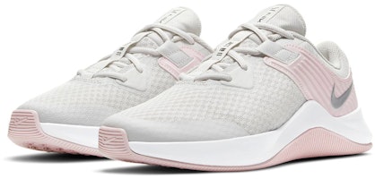 (W) Nike MC Trainer 'Platinum Tint Metallic Silver' - Perak Metalik Kelabu Platimum CU3584-010 Lookbook (W) Nike MC Trainer 'Platinum Tint Metallic Silver' - Perak Metalik Kelabu Platimum CU3584-010