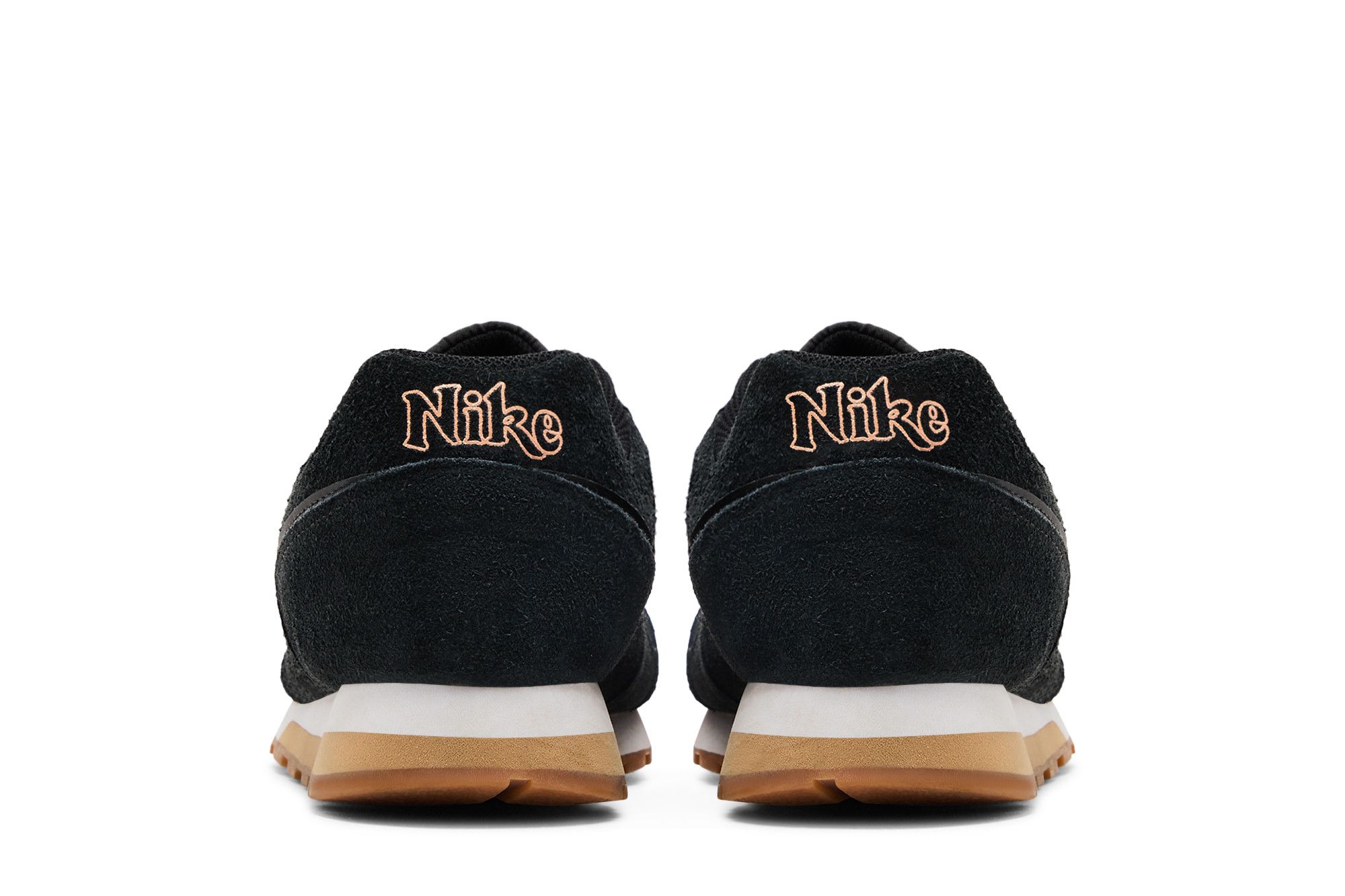 Details for (W) Nike MD Runner 2 SE ''Zwart Gum'' AQ9121-001