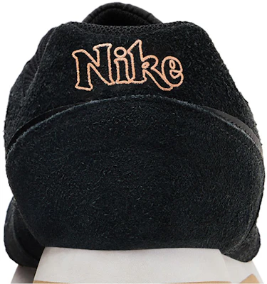 (W) Nike MD Runner 2 SE ''Zwart Gum'' AQ9121-001 Sizing (W) Nike MD Runner 2 SE ''Zwart Gum'' AQ9121-001