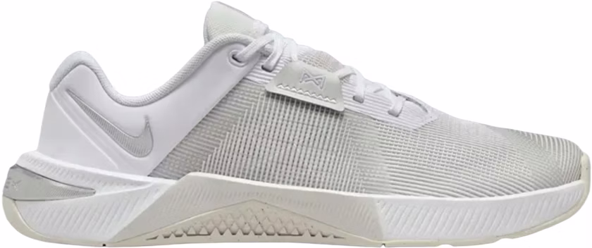 women-nike-metcon-10-white-platinum-tint-hq-2620-100
