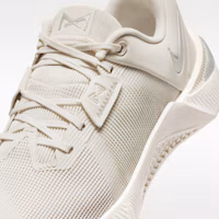 Sizing (W) Nike Metcon 10 Coklat Muda/Orewood/Phantom/Sail/Perak Metalik HQ2620-102