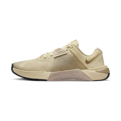 (W) Nike Metcon 10 SE Light Khaki/Cream II/Anthracite/Metallic Gold Grain