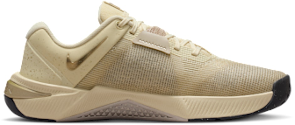 (Women) Nike Metcon 10 SE Light Khaki/Cream II/Anthracite/Metallic Gold Grain IB6544-200 Lookbook (Women) Nike Metcon 10 SE Light Khaki/Cream II/Anthracite/Metallic Gold Grain IB6544-200