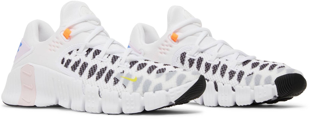 (Women) Nike Metcon 4 'Printed White Black' DJ4310-074 Cheap (Women) Nike Metcon 4 'Printed White Black' DJ4310-074