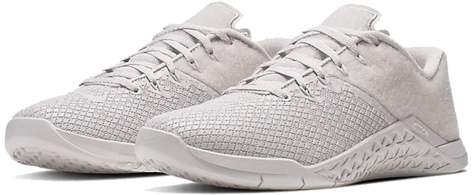 (W) Nike Metcon 4 XD Patch 'Violet Ash' Ungu Kelabu BQ7978-500 Lookbook (W) Nike Metcon 4 XD Patch 'Violet Ash' Ungu Kelabu BQ7978-500